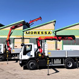 IVECO_EUROCARGO180_2ASSI_GRU_PALFINGER_PK14502_SHB_JIB_PJ060_SHD_RIBALTABILE_TRILATERALE_MORESSA_TRAVERSA_INDUSTRIA4.0.jpg