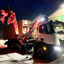 moressasrl_specialistidelsollevamento_iveco_xway_3assi_caricatore_epsilon_palfinger_scarrabile_guimatrag_trivalcart_rifiuto_riciclo_compattatore_rozzi_ragno.jpg