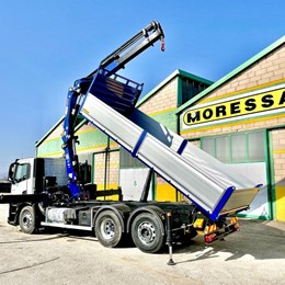 moressa_moressasrl_specialistidelsollevamento_pmgroup_pmgru_industria4_canella_trasporto_trasportaremateriale_materialeedile_scavi_escavazioni_ribaltabile_ribaltabiletrilaterale_ribaltabilemoressa.jpg