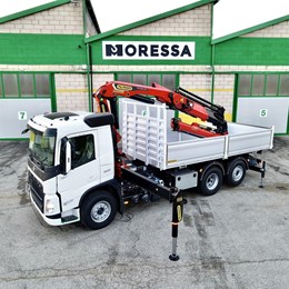 moressa_moressasrl_specialistidelsollevamento_volvo_volvotrucks_palfinger_palfingerag_pk28002_tec5_5sfili_antenna_jib_ribaltabile_trilaterale_hardox_omfb_industra40_industria4.0.jpg