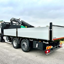 moressa_specialistidelsollevamento_crane_gru_iveco_stefanelli_copma_cps_truck_cassone_cassonefisso_allestimento_loadercrane_grusuautocarro_allestimenti_bertani_legno_copma170_pianale_pianalefisso.jpg