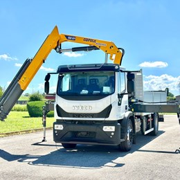 copma_cps_protezionecivile_rovigo_gru_crane_truck_iveco_pianale_pianalefisso_allestimenti_moressa_specialistidelsollevamento_grusuautocarro_casse_cucinemobili_twistlock_4sfili.jpg