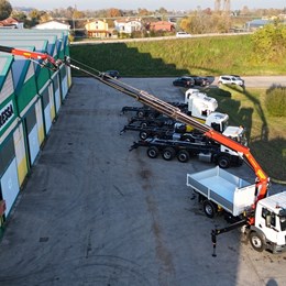 moressa_moressasrl_specialistidelsollevamento_gru_autogru_gruidraulica_palfinger_grupalfinger_crane_cranes_loadercrane_loadercranes_pk_antenna_epiu_materialiedili.jpg