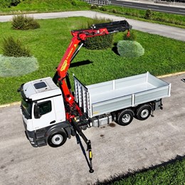 moressa_moressasrl_specialistidelsollevamento_gru_autogru_gruidraulica_palfinger_grupalfinger_crane_cranes_loadercrane_loadercranes_pk_mercedes_antos_3assi.jpg