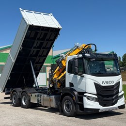 moressa_specialistidelsollevamento_gru_grudasollevamento_loadercrane_copma_cpsgroup_copma220_ribaltabiletrilaterale_ribaltabile_allestimenti_allestimentoveicoli_galiazzo_hardox450_iveco.jpg