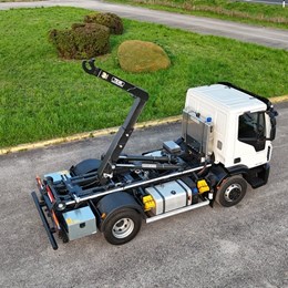 moressa_specialistidelsollevamento_scarrabile_impiantoscarrabile_bob_sistemadisollevamento_hookloader_albertin.jpg
